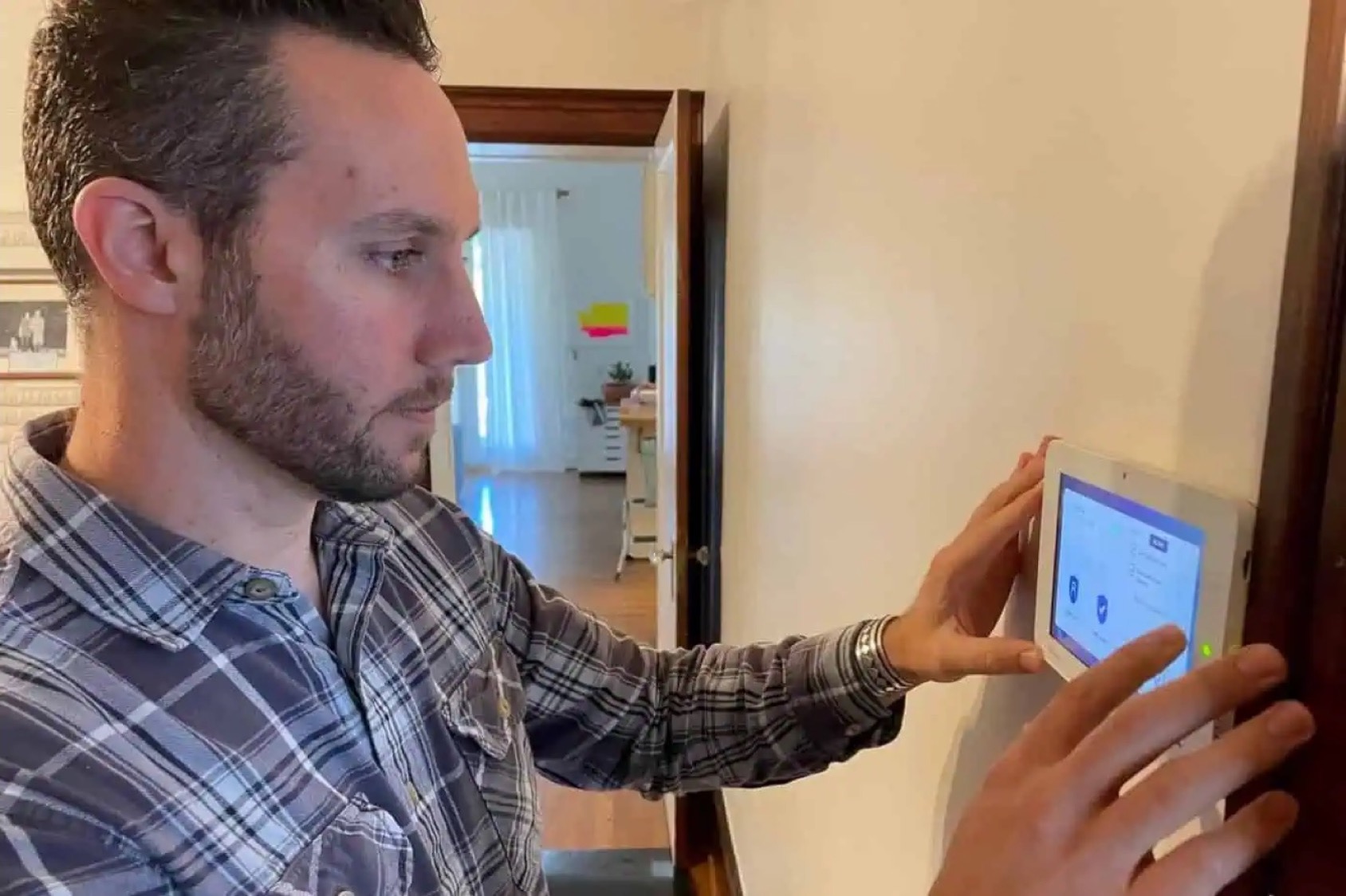 نصب سیستم امنیتی در خانه